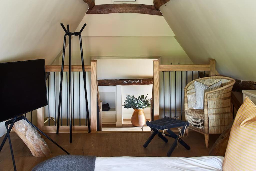 Dawn At The Sun Inn Felmersham, Our Signature Duplex Suite Sharnbrook Buitenkant foto