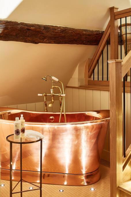 Dawn At The Sun Inn Felmersham, Our Signature Duplex Suite Sharnbrook Buitenkant foto